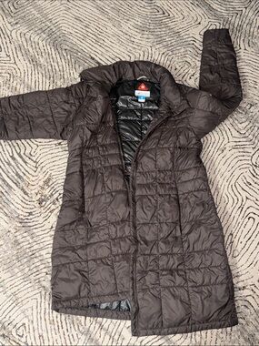Columbia Women's Long Puffer Coat - Dark gray